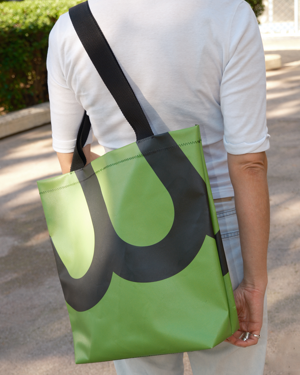 ΤΣΑΝΤΑ ΑΠΟ ΠΑΝΟ ΔΡΑΣΗΣ